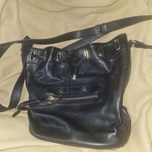 Elegant Black Leather Shoulder Bag